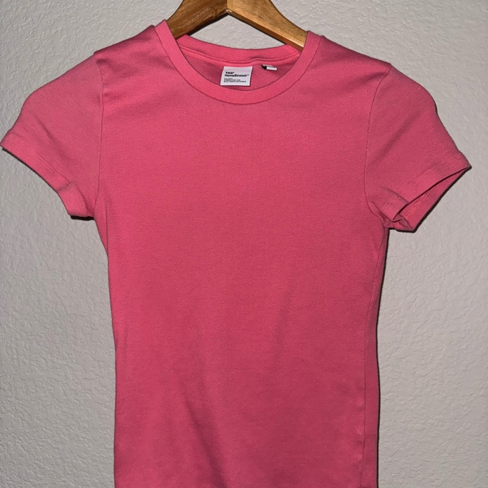 TNA Vibrant Pink Ribbed Tee